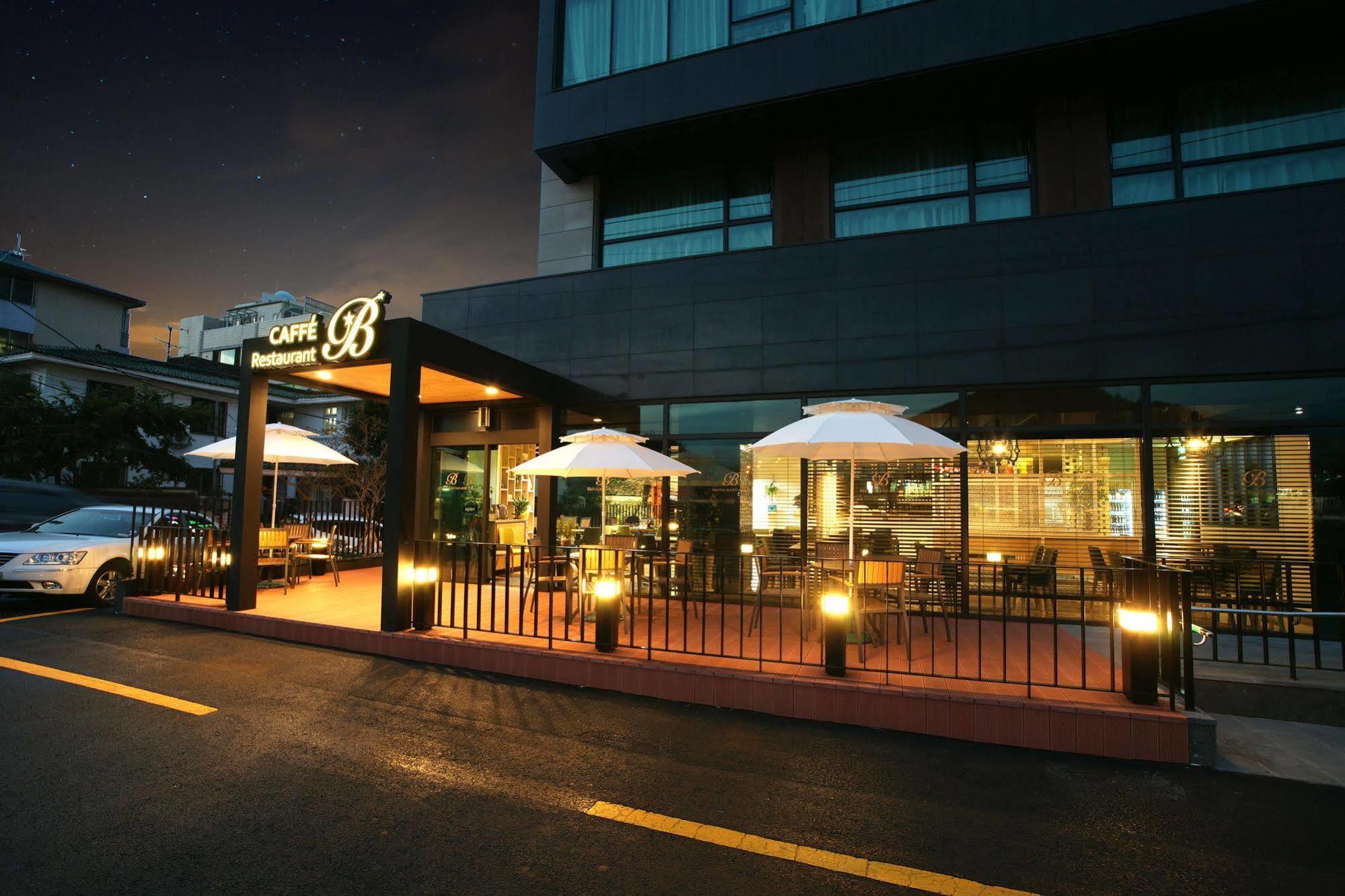 I-Jin Hotel Jeju Exterior foto